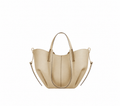 Le Mini Calice — sac cabas compact en cuir coloris Sable, vue de face